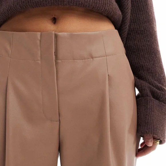 ASOS DESIGN faux leather sweatpants Size 12 Women’s - Picture 11 of 11